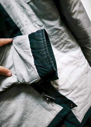 carhartt marka,M beden kışlık mont, sabit şapkalı, orjinal - Görsel 5