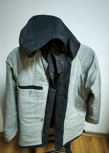 carhartt marka,M beden kışlık mont, sabit şapkalı, orjinal - Görsel 4