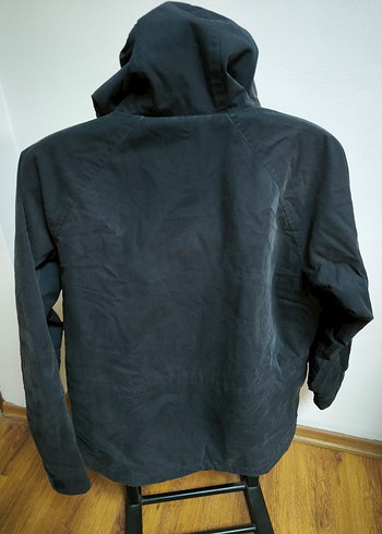 carhartt marka,M beden kışlık mont, sabit şapkalı, orjinal - Görsel 3