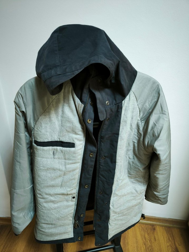 carhartt marka,M beden kışlık mont, sabit şapkalı, orjinal - Görsel 4