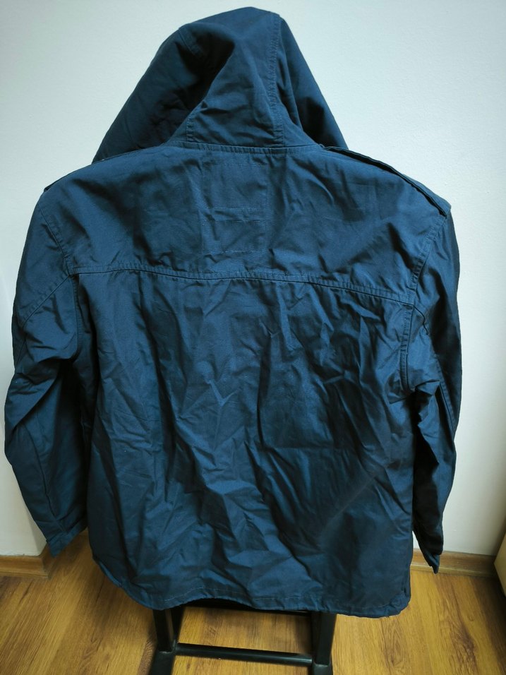 Penfield marka,M beden mevsimlik mont, sabit şapkalı - Görsel 3