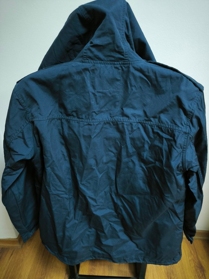 Penfield marka,M beden mevsimlik mont, sabit şapkalı - Görsel 4