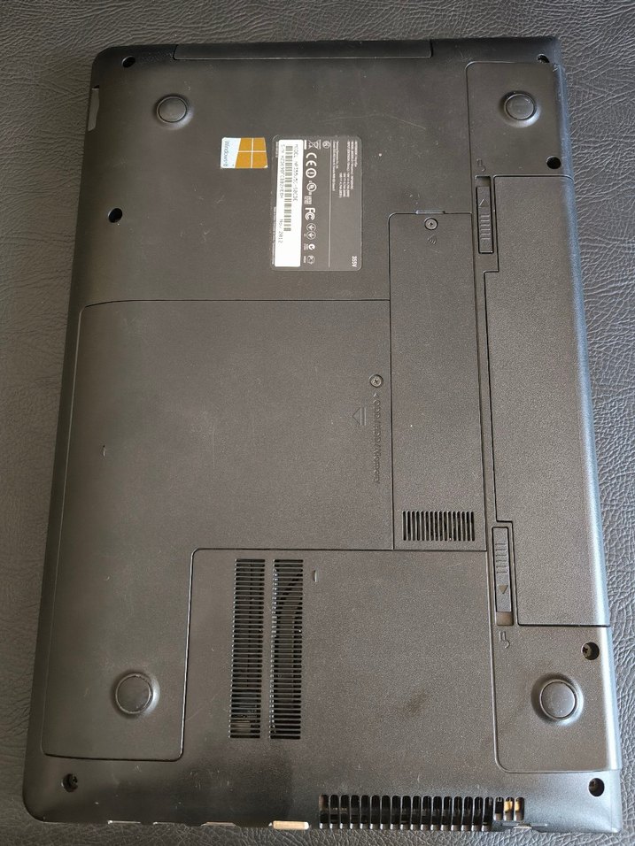 Samsung 15,6` ekran amd a6-4400m 2,7ghz işlemci - Görsel 5