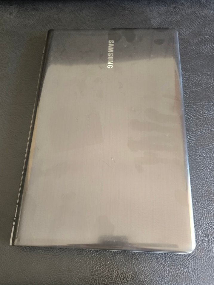 Samsung 15,6` ekran amd a6-4400m 2,7ghz işlemci - Görsel 4