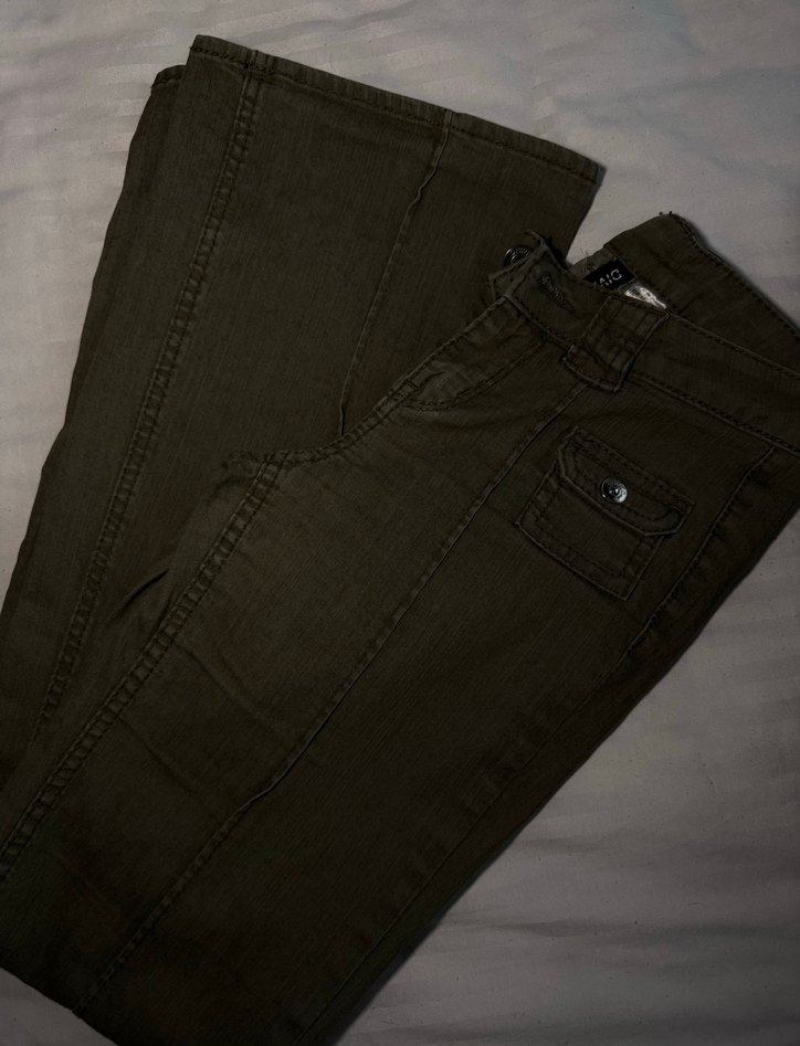 Düğmeli haki düşük bel bol baça Kadın Pantolon - Görsel 2