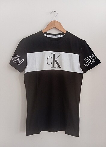 xs Beden Calvin Klein T-shirt. 