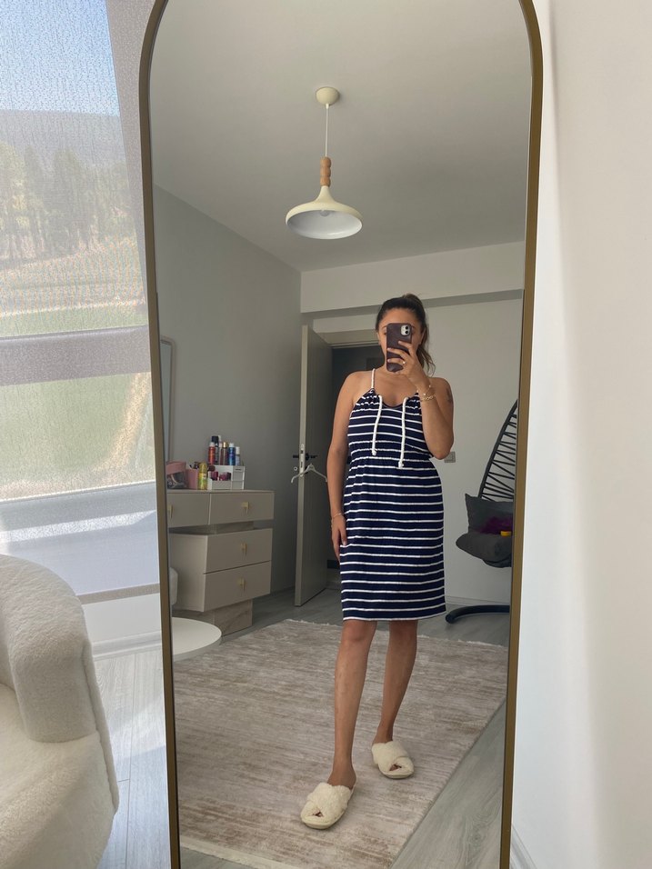 Mavi Çizgili Askılı Midi Elbise - Görsel 2