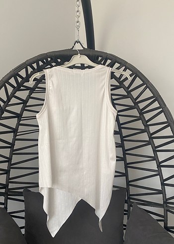 Beyaz Asimetrik Kesim Bluz - Görsel 2