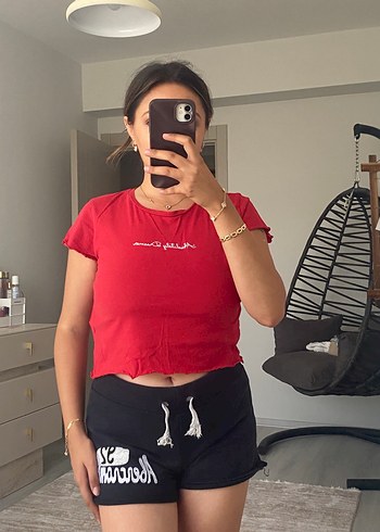 Pull and Bear Kırmızı Kısa Kollu Baskılı Tişört