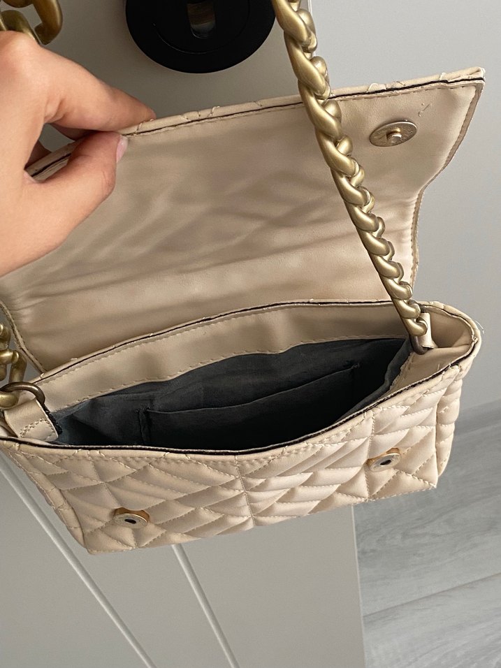 Bej Zincir Detaylı Deri Kadın Çanta - Görsel 4