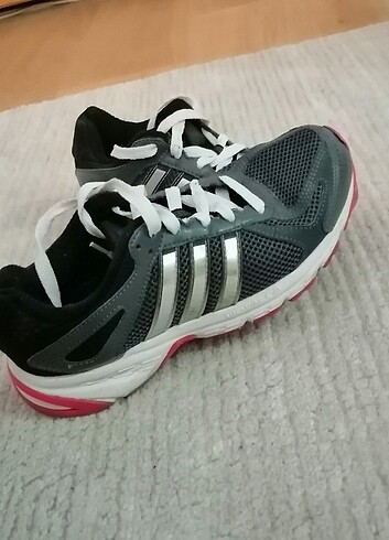 Adidas Spor ayakkabı 