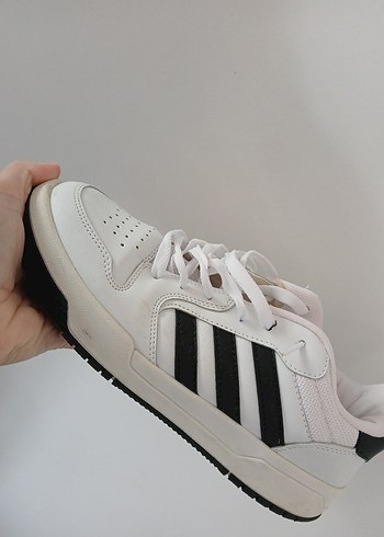 Beyaz Siyah Çizgili Erlek Spor Ayakkabı - Görsel 2