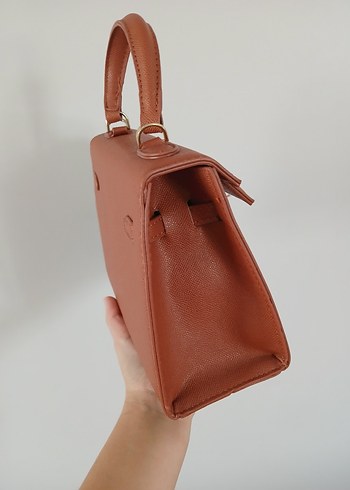 Klasik Toka Detaylı Kahverengi Deri Kadın Çanta - Görsel 2