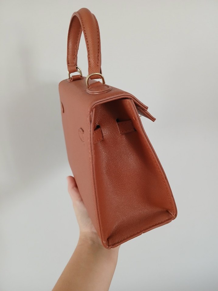 Klasik Toka Detaylı Kahverengi Deri Kadın Çanta - Görsel 2