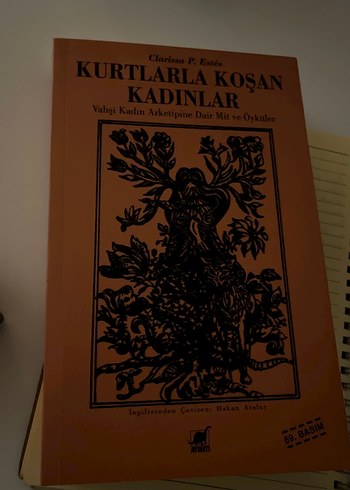 Kurtlarla Koşan Kadınlar - Mit ve Öyküler