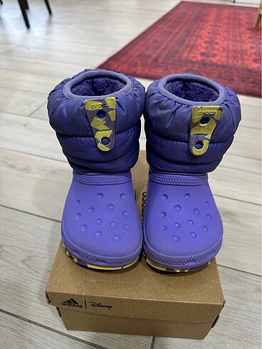 Crocs kar botu
