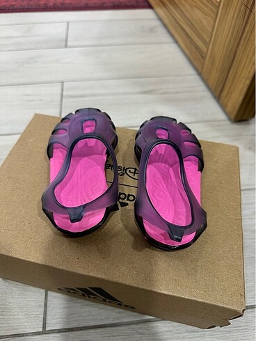 23 Beden Decathlon deniz havuz sandaleti