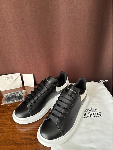 42 Beden Alexander Mcqueen black & white