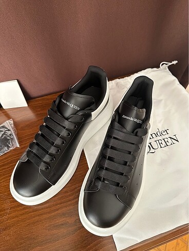 42 Beden siyah Renk Alexander Mcqueen black & white