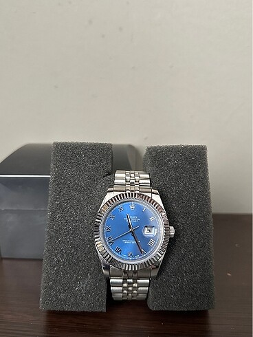 Rolex +++ date just blue dial