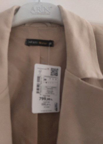 m Beden Bej Düğmeli Uzun Kollu Keten Blazer