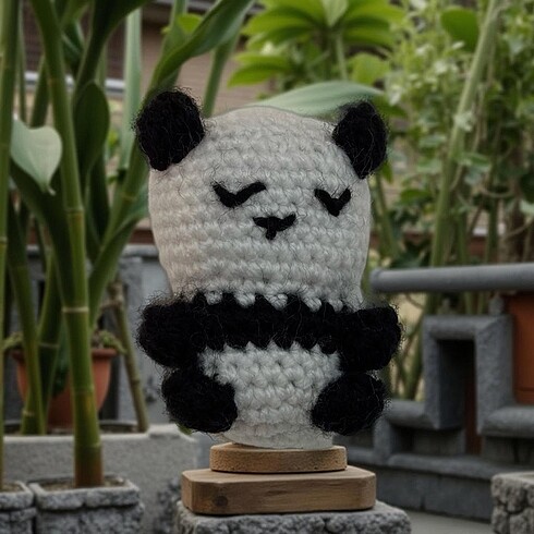Amigurumi panda