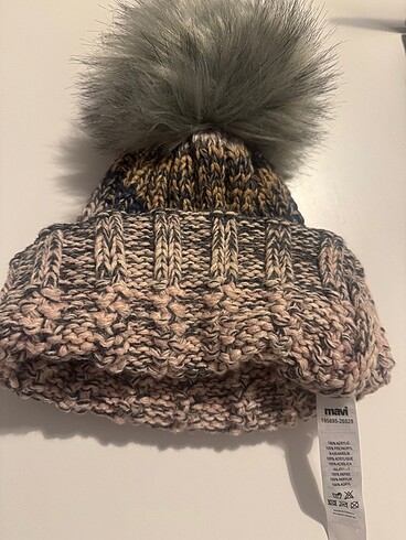 Mavi jeans renkli bere - Görsel 3