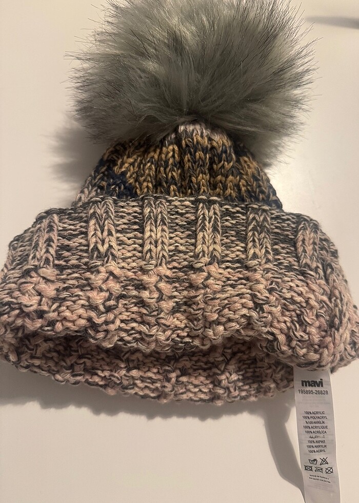 Mavi jeans renkli bere - Görsel 3