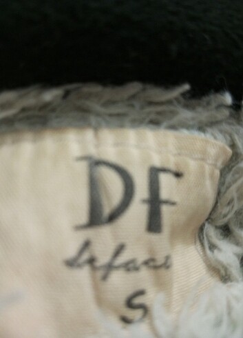 Defacto Mont 