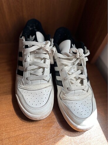 Adidas kadın spor ayakkabı - Görsel 2