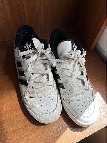 Adidas kadın spor ayakkabı
