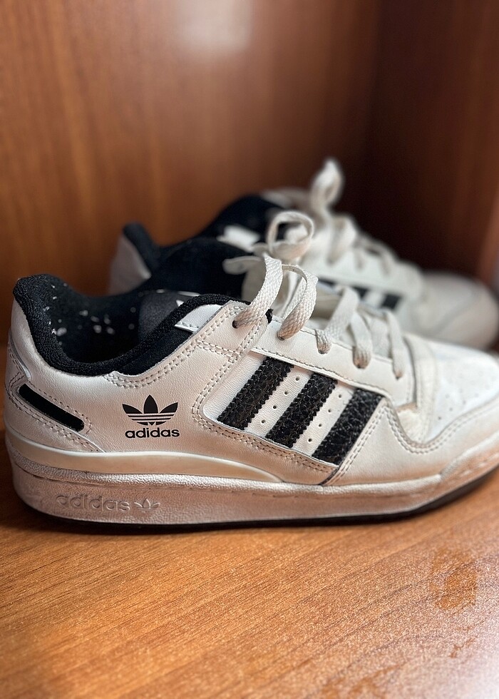 Adidas kadın spor ayakkabı - Görsel 3