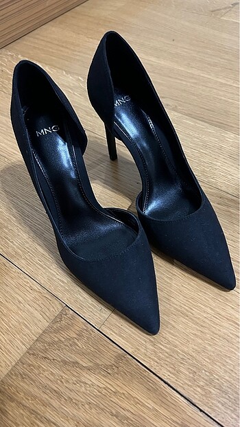 Mango stiletto