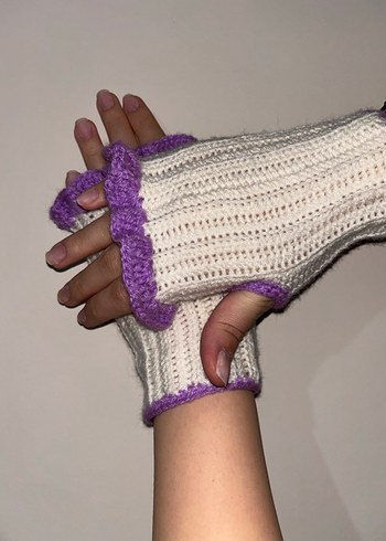 El Örgüsü Mor Detaylı Beyaz Örgü Kadın Eldiven - Görsel 2