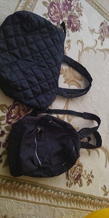 Zara Kol ve sırt çantası 