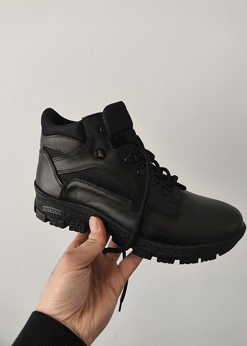 Siyah Kemer Detaylı Erkek Sokak Stili Bot - Görsel 5