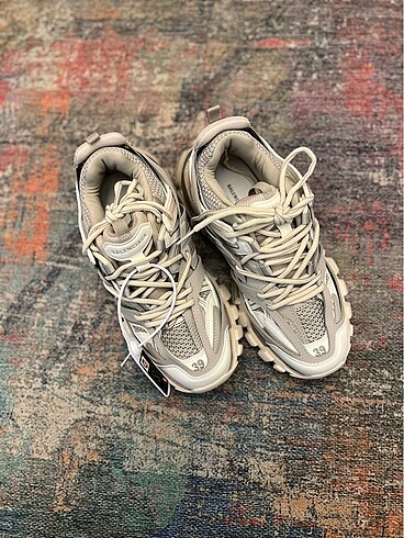 Balenciaga Track