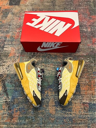 Nike Air Max 270 Ayakkabı