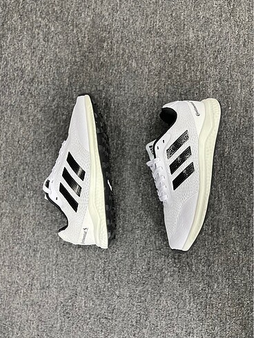 Adidas Adidas Sneaker