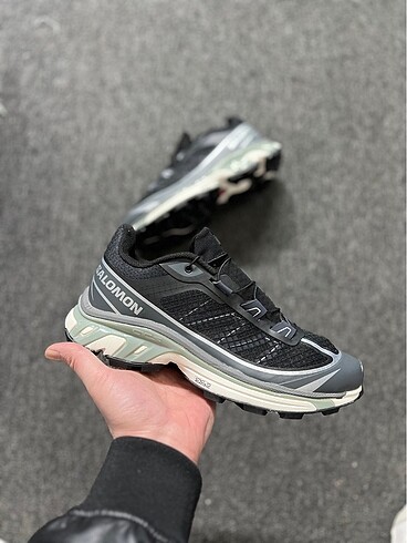 42 Beden Salomon Sneaker