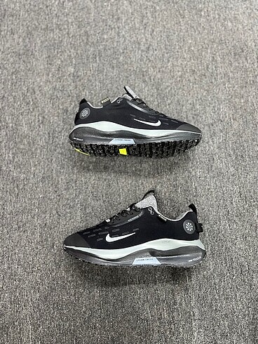 41 Beden Nike Air Sneaker