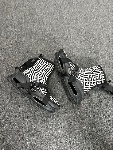 Balmain Balmain Sneaker