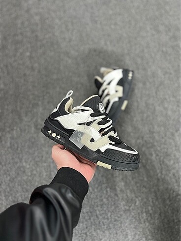 Louis Vuitton Louıs vuıtton Sneaker