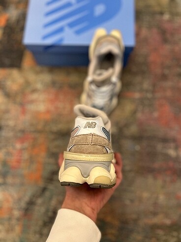 36 Beden çeşitli Renk New Balance 9060 Mushroom Alumınum
