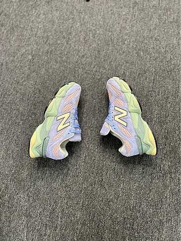 39 Beden New Balance 9060