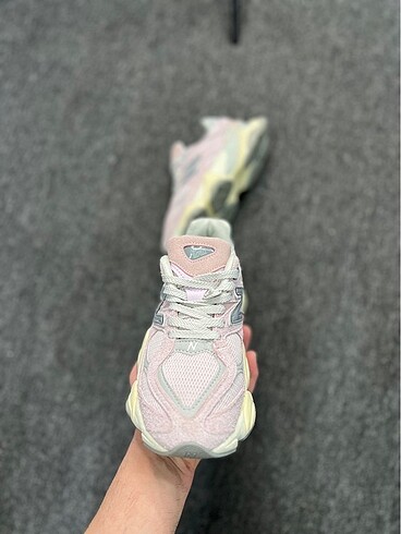 37 Beden pembe Renk New Balance 9060