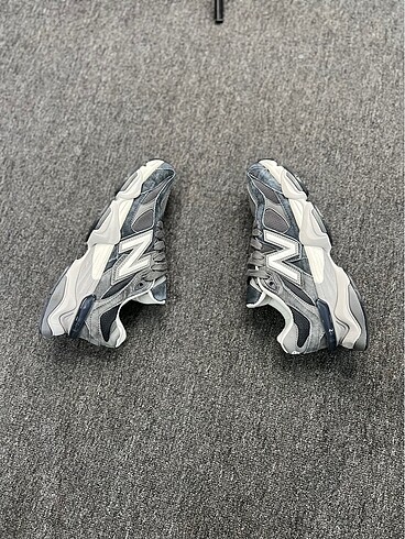 41 Beden New Balance 9060