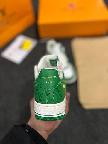 38 Beden yeşil Renk Louıs Vuıtton x Nike Air Force Luxury
