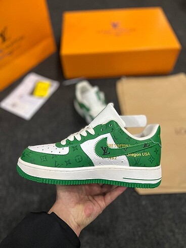 38 Beden Louıs Vuıtton x Nike Air Force Luxury