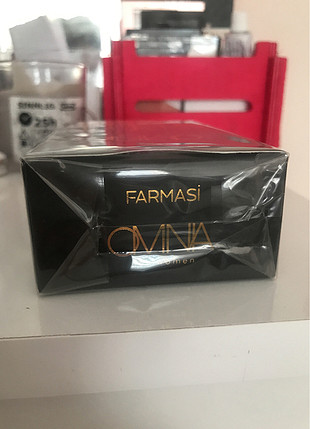 Farmasi omna parfüm